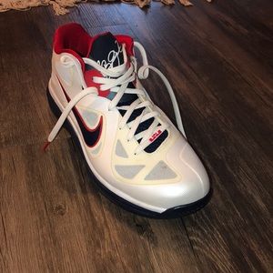 Men’s LeBron Nike Air max  size 12